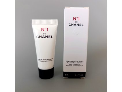 N°1 de Chanel revitalizační sérum s červenou kamélií  5ml
