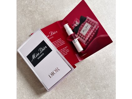 NEW Miss Dior Essence vzoreček 1 ml