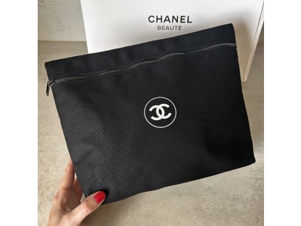 Chanel velká kosmetická taštička černá látková bez krabičky