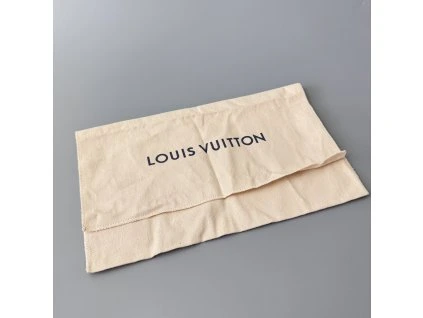 Louis Vuitton dustbag 30x19 cm