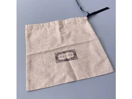 Gucci dustbag 25x24 cm