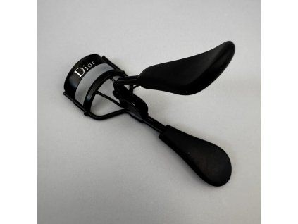 Dior kleštičky na řasy bez balení