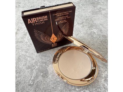 Charlotte Tilbury pudr 02 Medium 8 g