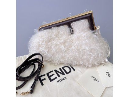 Fendi kabelka First Small Baby Mongolia