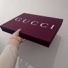 Gucci bordo velká plochá krabice na šátek/oblečení