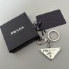 Prada klíčenka