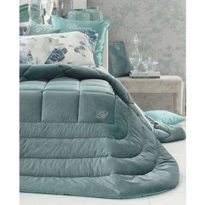 BLU VELVET