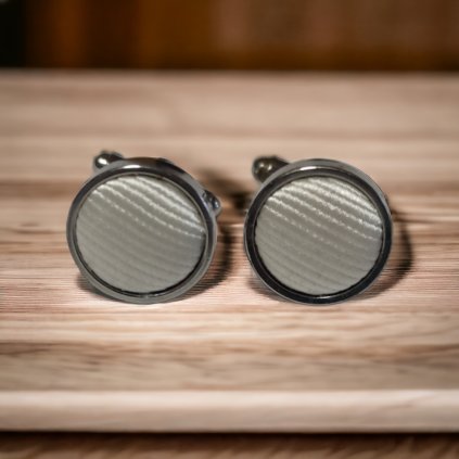 Bílé manžetové knoflíčky