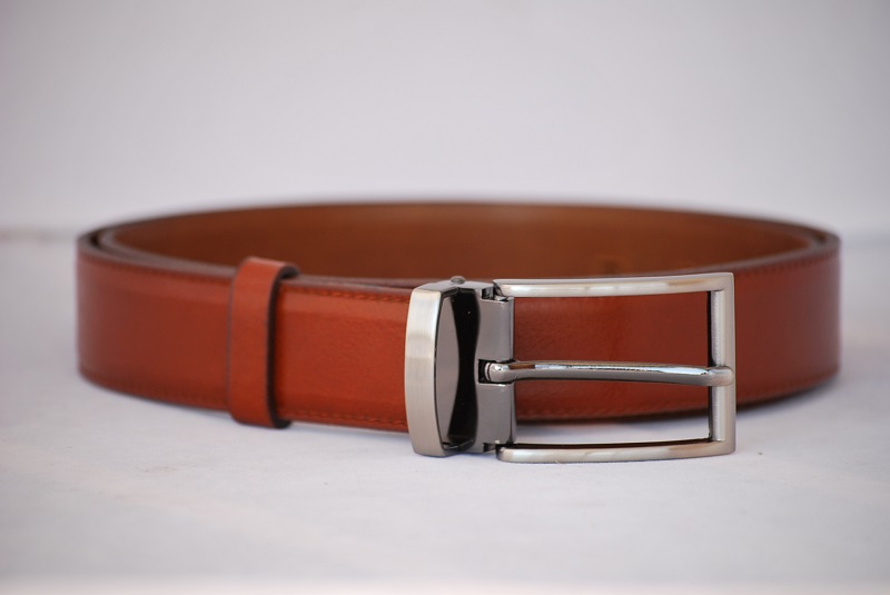 Penny Belts Pánský kožený pásek červenohnědý - trnová spona šířka: 3,5cm, délka: 115cm