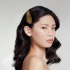 BalmainHair Accessories LimitedEdition Printemps Leaf Barette Pour Cheveux LE HJ PT BAR SS25 Model 01 SOCIAL