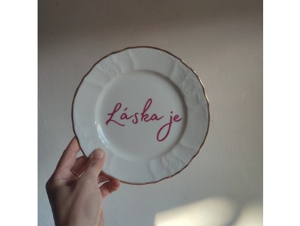 Láska je, desertní porcelánový Thun talíř