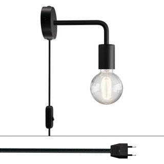 na kovova lampa spostaluce s vypinacem metal nastenna a zarovkou cerna barva se zarovka ramenem kabelu