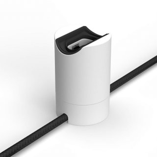 plastova-povrchova-pruchozi-s14d-objimka-ip44-t-plastiess-bila-1