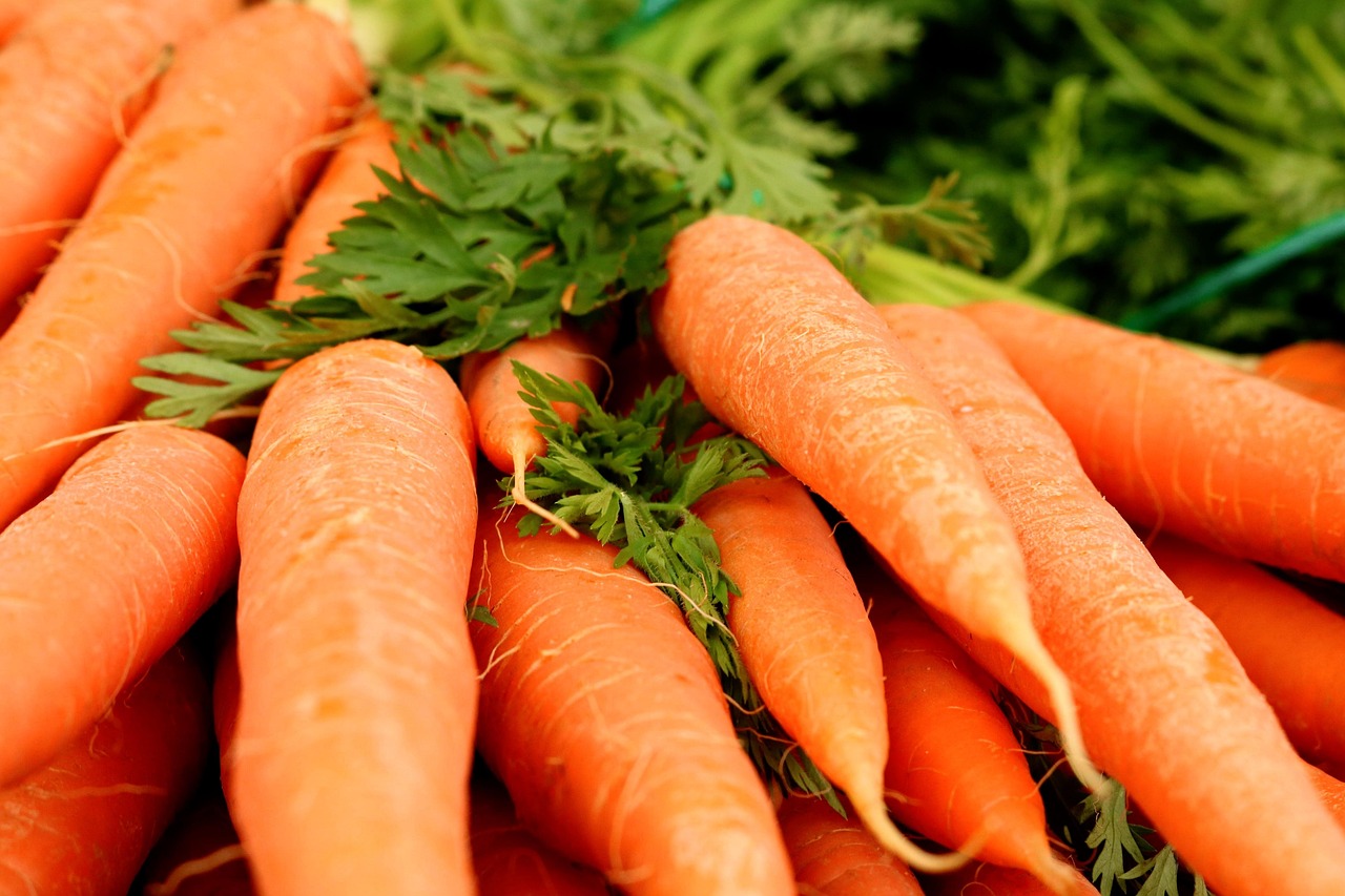 Vitamín A v potravinách: Proč ho v mrkvi budete hledat marně?