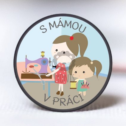 s mámou v práci 1024x1024 jpg