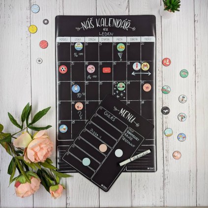 darkovy set cernu rodinny kalendar cerna menu tabulka