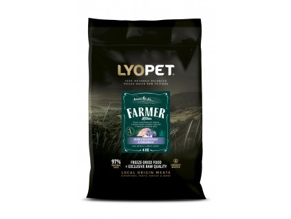 23014 LYOPET FARMER CAT 3D mockup 4kg kure s kolostrem a cekankou