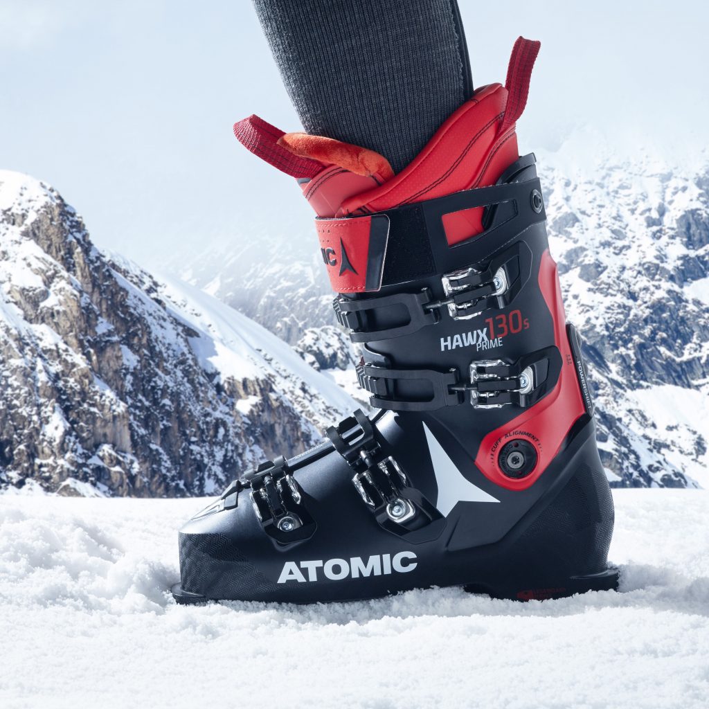 SJEZDOVÉ BOTY ATOMIC HAWX: POHLED Z 360°