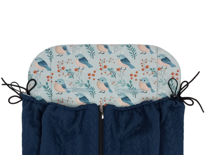 Deka tmavě modrá copánky