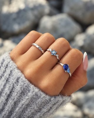 Nové strieborné prstene, ktoré si vás získajú na prvý pohľad. 💙 Ktorý z našich nových kúskov vás zaujal najviac? 🤍 Link v...