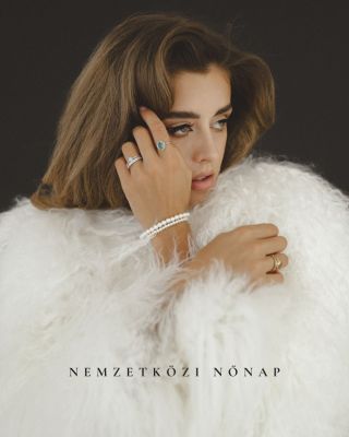 ✨ Ma van NŐnap ✨ Engedjen meg magának egy kis meglepetést, mely még sokáig emlékezetetni fogja Önt erre a különleges...