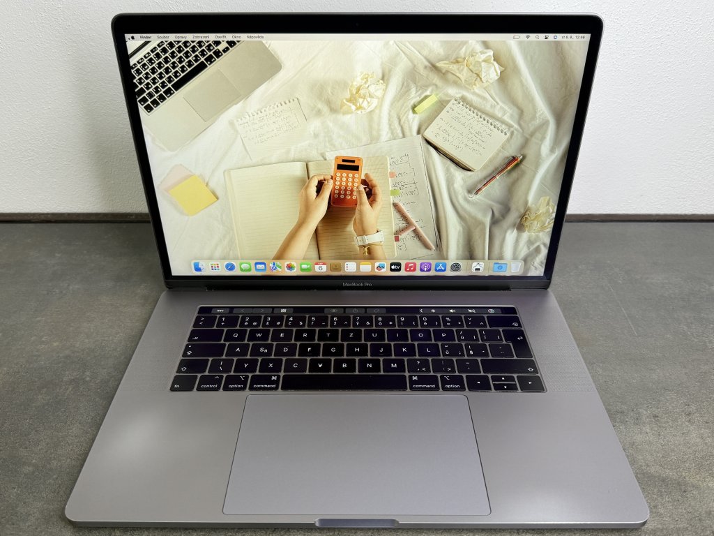 数点おまけ付きMacBookPro 15inch 2018年購入 Mac book pro 15インチ おまけつき｜数点おまけ付きMacBookPro 15inch