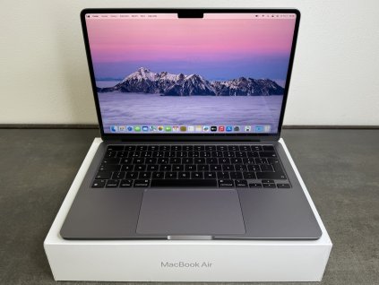 MacBook Air 13'' 2022 / M2 / 8GB / 256GB SSD / Space Gray - Kompletní balení