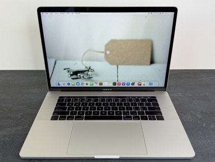 MacBook Pro 15'' 2016 / i7 / 16GB / 512GB SSD / Silver - DPH