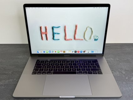 MacBook Pro 15'' 2018 / i7 / 16GB / 512GB SSD / Space Gray - DPH