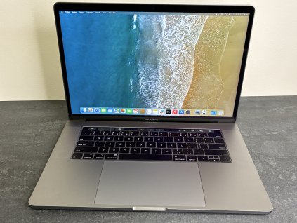 MacBook Pro 15'' 2019 / i7 / 16GB / 256GB SSD / Space Gray - DPH