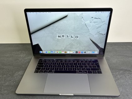 MacBook Pro 15'' 2018 / i7 / 16GB / 512GB SSD / Silver - DPH