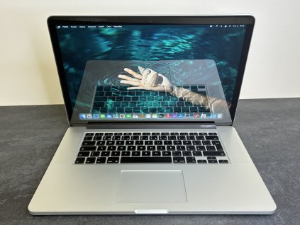 MacBook Pro 15'' 2015 / i7 / 16GB / 256GB SSD / Silver - DPH