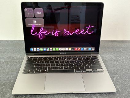 MacBook Air 13'' 2020 / M1 / 8GB / 256GB SSD / Space Gray