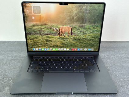 MacBook Air 15'' 2023 / M2 / 16GB / 256GB SSD / Midnight