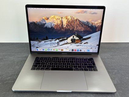 MacBook Pro 15'' 2017 / i7 / 16GB / 256GB / Space Gray - DPH