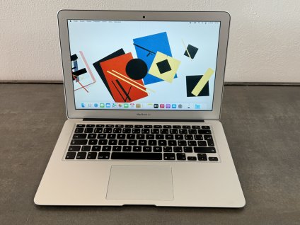 MacBook Air 13" 2015 8GB RAM / 128GB SSD