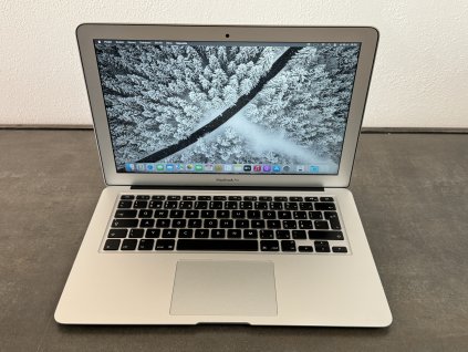 MacBook Air 13" 2015 i5 / 4GB / 256GB