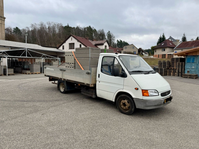 Ford Transit – valník 5 paletová