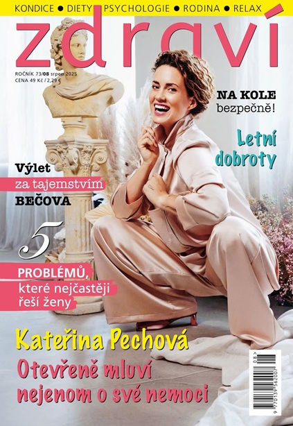 Kateřina Pechová v magazínu Zdraví: Nejenom v saténovém kostýmku z naší dílny