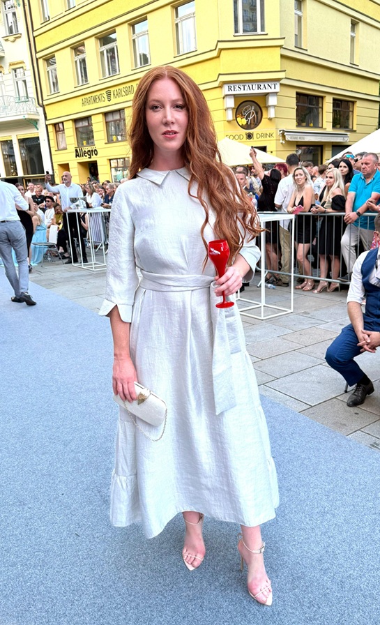 Herečka Nikol Kouklová na 59. ročníku KVIFF