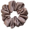 Saténová scrunchie gumička do vlasů - Capuccino matná