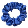 Saténová scrunchie gumička do vlasů - Královská modrá