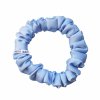Saténová scrunchie gumička do vlasů - Pomněnková