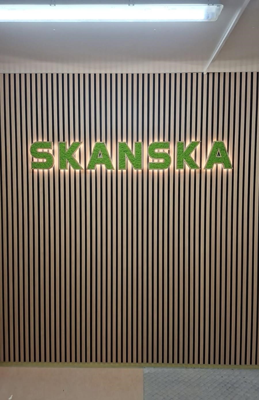 Mechová písmena SKANSKA s LED podsvícením