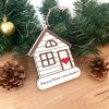 Personalizovaná vianočná ozdôbka - drevený domček