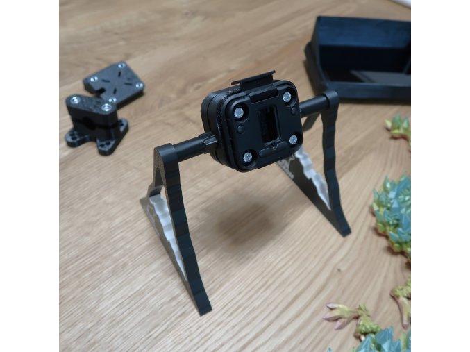 Garmin Zumo XT/XT2 and TomTom Ride navigation mount for Triumph Tiger 1200