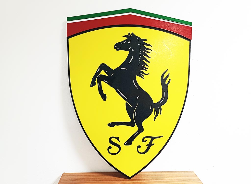 Co znamená a jak vzniklo logo sportovních aut Ferrari?