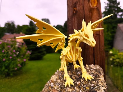 Best off – Kloubový fantasy drak z 3D tiskárny  Best off – český kloubový fantasy drak z 3D tiskárny pro děti i dospělé