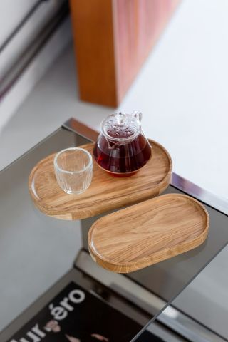 ❋ Malý nebo velký? Přesně podle toho, co si chcete vychutnat ✦ Menší oválný podnos ideální na espresso a skleničku vody....