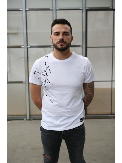 Bílé basic pánské triko z dílny Made by Arrogant